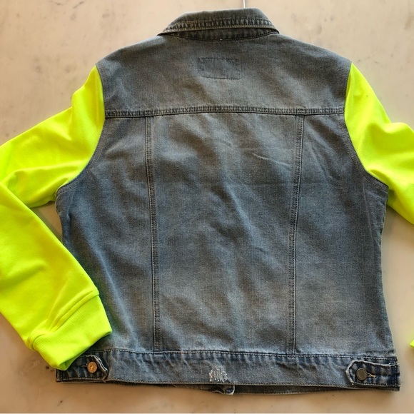 Fashion Nova Neon Sleeve Light Wash Denim Jacket Size XL - Picture 8 of 16